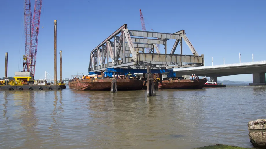 Truss being moved on a barge