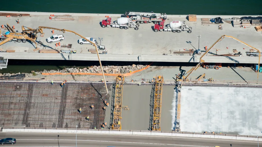 Final Deck Section of New Bay Bridge Placed